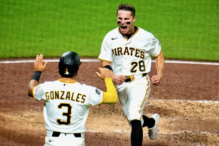 Tigers land in wild-card consideration with win over Pirates